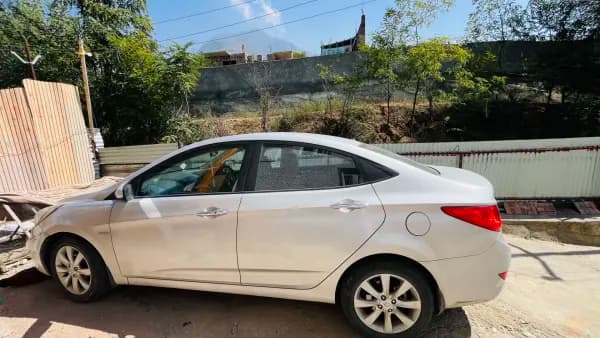 2011 Hyundai Verna